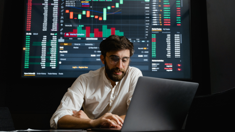 Profit Pro funciona mesmo com robô trader